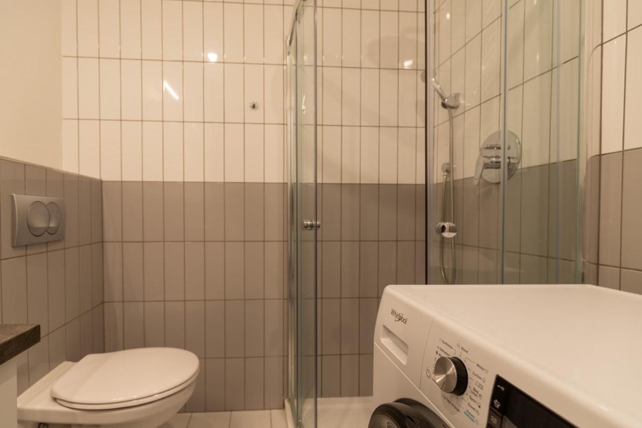 The Palm Springs Apartment ブダペスト エクステリア 写真