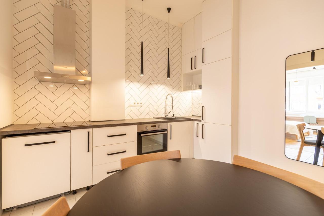 The Palm Springs Apartment ブダペスト エクステリア 写真